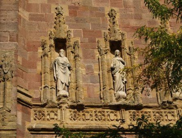 Taunton statues